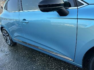 Renault Clio 1.6 E-Tech Hybrid 8-traps aut 140 Intens - nap - 360cam - keyless - navi - front + line + side + park assist - virtual picture 84