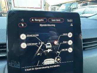 Renault Clio 1.6 E-Tech Hybrid 8-traps aut 140 Intens - nap - 360cam - keyless - navi - front + line + side + park assist - virtual picture 29