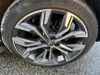 Renault Clio 1.6 E-Tech Hybrid 8-traps aut 140 Intens - nap - 360cam - keyless - navi - front + line + side + park assist - virtual picture 67