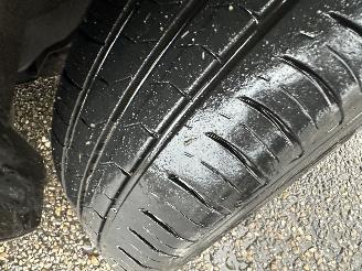 Nissan Micra 1.2i 80pk Connect Edition 5drs - navi - clima - cruise - pdc v+a - licht + regensensor - gebruikerssporen picture 59