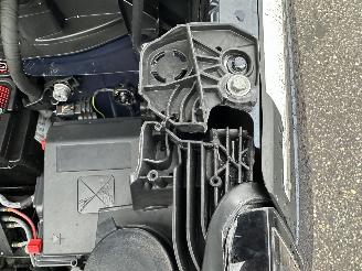 Peugeot 5008 1.2T 131pk 6-traps aut + F1 Crossway 7Pers - navi - leer - virtual - camera v+a - line + side assist - 50dkm picture 14