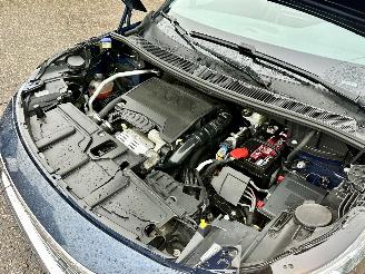 Peugeot 5008 1.2T 131pk 6-traps aut + F1 Crossway 7Pers - navi - leer - virtual - camera v+a - line + side assist - 50dkm picture 13