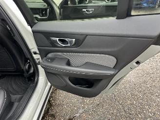 Volvo V-60 2.0 B4 Hybrid 8-traps aut R-Design - nap - virtual - leer - stuur + stoelverw - trekh - front + line + side assist picture 68