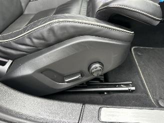 Volvo V-60 2.0 B4 Hybrid 8-traps aut R-Design - nap - virtual - leer - stuur + stoelverw - trekh - front + line + side assist picture 65