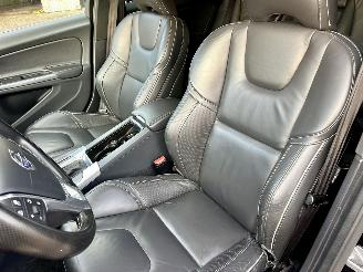 Volvo V-60 2.4 D5 Hybrid aut AWD R-Design - schuifdak - leer - nav - cam - front + line + side assist - harman/kardon picture 21