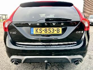 Volvo V-60 2.4 D5 Hybrid aut AWD R-Design - schuifdak - leer - nav - cam - front + line + side assist - harman/kardon picture 6