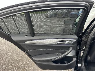 BMW 5-serie 540i 340pk aut + f1 High Exe M-Sport - schuifdak - hud - softclose - b&w - 360cam - stoelvent - stuurverw picture 86