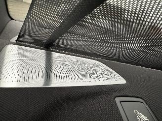 BMW 5-serie 540i 340pk aut + f1 High Exe M-Sport - schuifdak - hud - softclose - b&w - 360cam - stoelvent - stuurverw picture 20