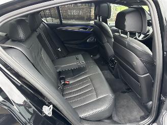BMW 5-serie 540i 340pk aut + f1 High Exe M-Sport - schuifdak - hud - softclose - b&w - 360cam - stoelvent - stuurverw picture 76