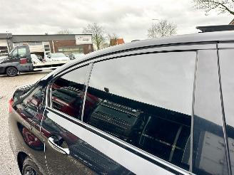 BMW 5-serie 540i 340pk aut + f1 High Exe M-Sport - schuifdak - hud - softclose - b&w - 360cam - stoelvent - stuurverw picture 122