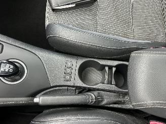 Toyota Auris Touring Sports 1.8 Hybrid 123pk aut pano - nap - navi - camera - keyless - front + park + line assist - pdc v+a picture 38