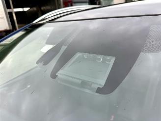 Toyota Auris Touring Sports 1.8 Hybrid 123pk aut pano - nap - navi - camera - keyless - front + park + line assist - pdc v+a picture 98