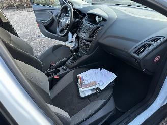 Ford Focus 1.0T Ecoboost 101pk Edition 5drs - 64dkm - airco - 51.360km distr.riem + waterpomp vernieuwd in 5/2025 picture 22