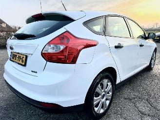 Ford Focus 1.0T Ecoboost 101pk Edition 5drs - 64dkm - airco - 51.360km distr.riem + waterpomp vernieuwd in 5/2025 picture 5