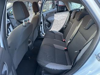 Ford Focus 1.0T Ecoboost 101pk Edition 5drs - 64dkm - airco - 51.360km distr.riem + waterpomp vernieuwd in 5/2025 picture 24