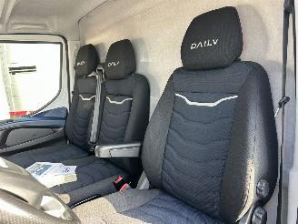 Iveco Daily Maxi 35S16V 2.3D aut euro.6 410L/H3 3pers - front + line assist - navi - camera - clima - cruise - webasto picture 19