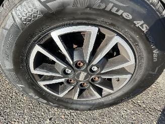 Iveco Daily Maxi 35S16V 2.3D aut euro.6 410L/H3 3pers - front + line assist - navi - camera - clima - cruise - webasto picture 52