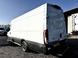 Iveco Daily Maxi 35S16V 2.3D aut euro.6 410L/H3 3pers - front + line assist - navi - camera - clima - cruise - webasto picture 8