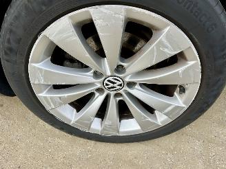 Volkswagen Passat 2.0 FSI 150pk 6-Traps automaat Comf Bus - nap - clima - cruise - navi - pdc v+a - licht + regensensor picture 72