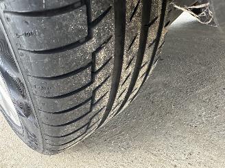 Volkswagen Passat 2.0 FSI 150pk 6-Traps automaat Comf Bus - nap - clima - cruise - navi - pdc v+a - licht + regensensor picture 71