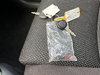 Toyota Yaris 1.5-16V VVT-i 106pk T-Sport - airco - nap - elektr ram + spiegels - lmv - sportint - radio + cd - mistlampen picture 29