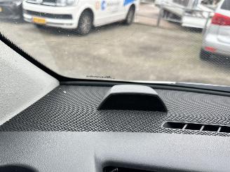 Mercedes Vito 114 CDI 2.0D 136pk 9-Traps aut + f1 Lang - nap - navi - camera - airco - cruise - bleutooth - pdc v+a picture 28