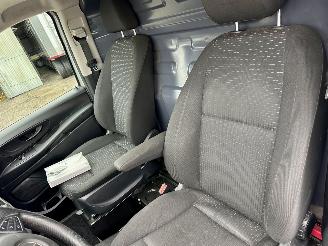 Mercedes Vito 114 CDI 2.0D 136pk 9-Traps aut + f1 Lang - nap - navi - camera - airco - cruise - bleutooth - pdc v+a picture 40