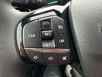 Ford Fiesta 1.0 EcoBoost Connected 5drs - 69dkm nap - navi - line + park assist - pdc v+a - airco - cruise - rijdbaar picture 16