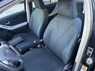 Toyota Yaris 1.3 VVTi MMT Automaat Luna 5drs - nap - clima - cruise - lmv + all season - elektr ram - cv op afstandbed picture 48