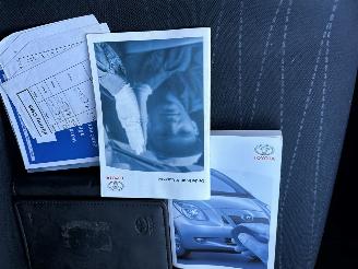 Toyota Yaris 1.3 VVTi MMT Automaat Luna 5drs - nap - clima - cruise - lmv + all season - elektr ram - cv op afstandbed picture 32