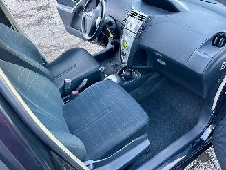 Toyota Yaris 1.3 VVTi MMT Automaat Luna 5drs - nap - clima - cruise - lmv + all season - elektr ram - cv op afstandbed picture 51