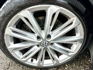 Volkswagen Passat 2.0 Bi-TDI 4Motion 239pk aut R-Line - pano - 360cam - leer - virtual - keyless - front + line + side assist picture 110