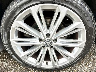 Volkswagen Passat 2.0 Bi-TDI 4Motion 239pk aut R-Line - pano - 360cam - leer - virtual - keyless - front + line + side assist picture 104
