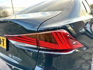 Lexus IS 300h 181pk aut Hybrid Sport Edition - nap - 1e eig - nav - camera - rood leer - stoelverw - keyless - facelift picture 90
