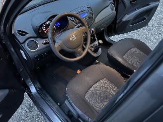 Hyundai I-10 1.1 i-Drive 69pk Cool 5drs - 62dkm nap - airco - elektr ramen - facelift - aux - usb - radio cd - rijdbaar picture 54