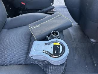 Renault Trafic 2.0 dCi 120pk 6-bak L2/H1 Comf euro.6 - 1e eig - nap - 2x schuifdeur - navi - airco - cruise - pdc - trekh picture 24