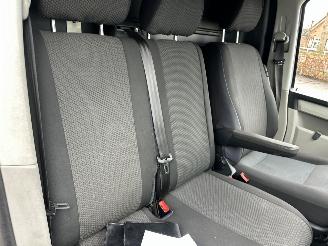 Volkswagen Transporter 2.0 TDI 150pk 6-bak euro.6 L2/H1 Highline 3Pers - nap - 1e eig - navi - airco - cruise - carplay - pdc - trekh picture 30