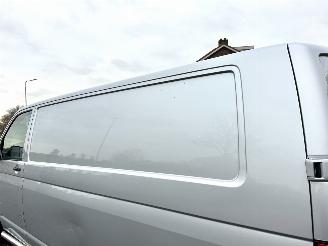 Volkswagen Transporter Gereserveerd 2.0 TDI 110pk L2/H1 Highline - nap - facelift - navi - airco - cruise - elektr pakket - trekh - pdc - CarPlay picture 81