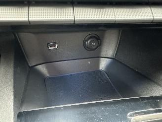 Peugeot 3008 1.6 Hybrid 225 aut + f1 GT-Line - nap - 1e eig - virtual - navi - camera - keyless - front + line + side assist picture 58