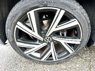 Volkswagen Golf 1.5 eTSI 162pk aut + f1 Style - nap - pano - virtual - massage - front + line + side assist - full led picture 82