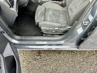 Volkswagen Golf 1.5 eTSI 162pk aut + f1 Style - nap - pano - virtual - massage - front + line + side assist - full led picture 41