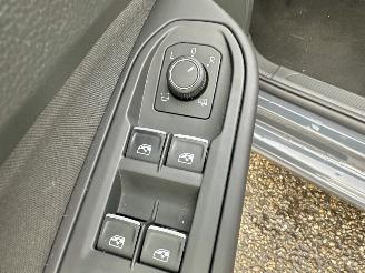 Volkswagen Golf 1.5 eTSI 162pk aut + f1 Style - nap - pano - virtual - massage - front + line + side assist - full led picture 53