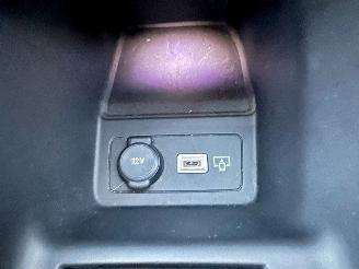 Peugeot 308 1.6 Plug-in Hybrid 191pk aut + f1 Active Pack Bus - nap - 1e eig - clima - cruise - carplay - pdc - line assist picture 43