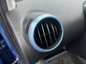 Peugeot 107 1.0-12V 68pk Urban Move - nap - airco - elektr ramen - nw apk t/m 01-2027 - toerenteller - rijdt goed picture 12