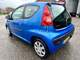 Peugeot 107 1.0-12V 68pk Urban Move - nap - airco - elektr ramen - nw apk t/m 01-2027 - toerenteller - rijdt goed picture 7