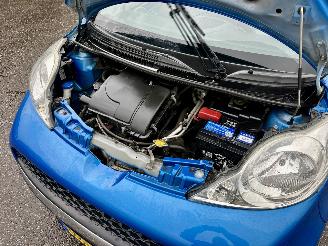 Peugeot 107 1.0-12V 68pk Urban Move - nap - airco - elektr ramen - nw apk t/m 01-2027 - toerenteller - rijdt goed picture 42