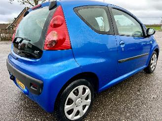 Peugeot 107 1.0-12V 68pk Urban Move - nap - airco - elektr ramen - nw apk t/m 01-2027 - toerenteller - rijdt goed picture 5