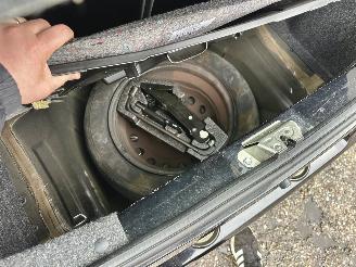 Toyota Aygo Gereserveerd 1.0 VVT-i 68pk aut + f1 Aspiration - nap - airco - facelift - led - bleutooth - elektr ramen - slechts 75dkm picture 55