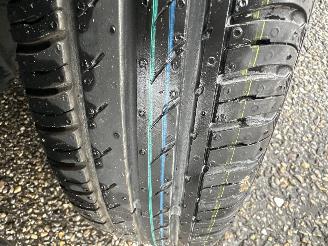 Toyota Aygo Gereserveerd 1.0 VVT-i 68pk aut + f1 Aspiration - nap - airco - facelift - led - bleutooth - elektr ramen - slechts 75dkm picture 51