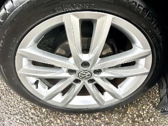 Volkswagen Polo 1.0 TSI 95pk aut + f1 Highline - nap - pano - sfeerverl - virtual - acc - front assist - carplay - pdc v+a picture 82